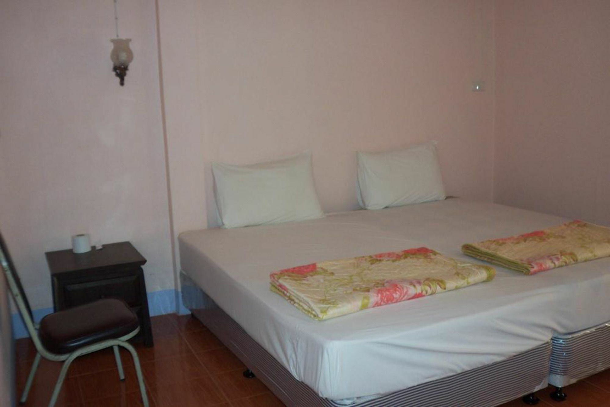 D'S Corner & Guesthouse Phuket Extérieur photo